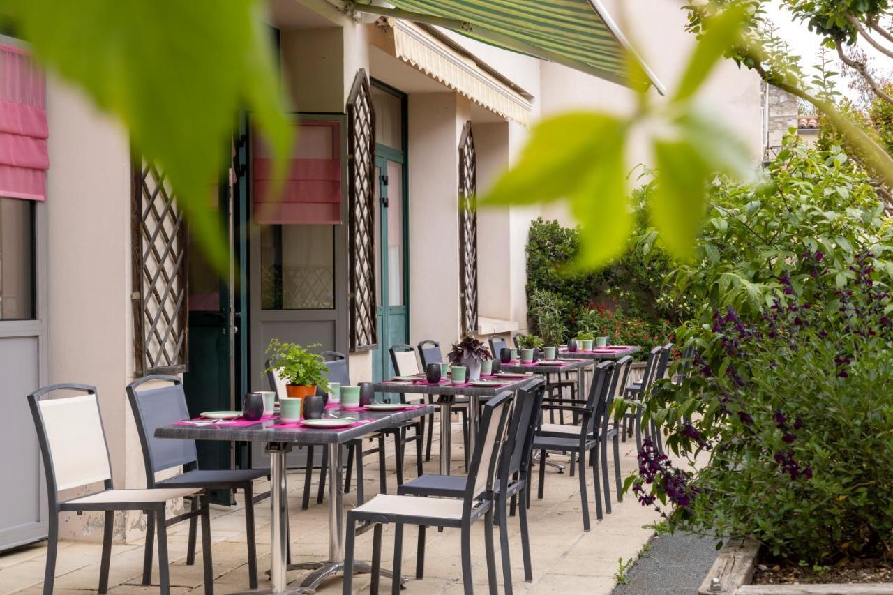 Logis Hotel-Restaurant Le Fontarabie Fontenay-le-Comte Luaran gambar