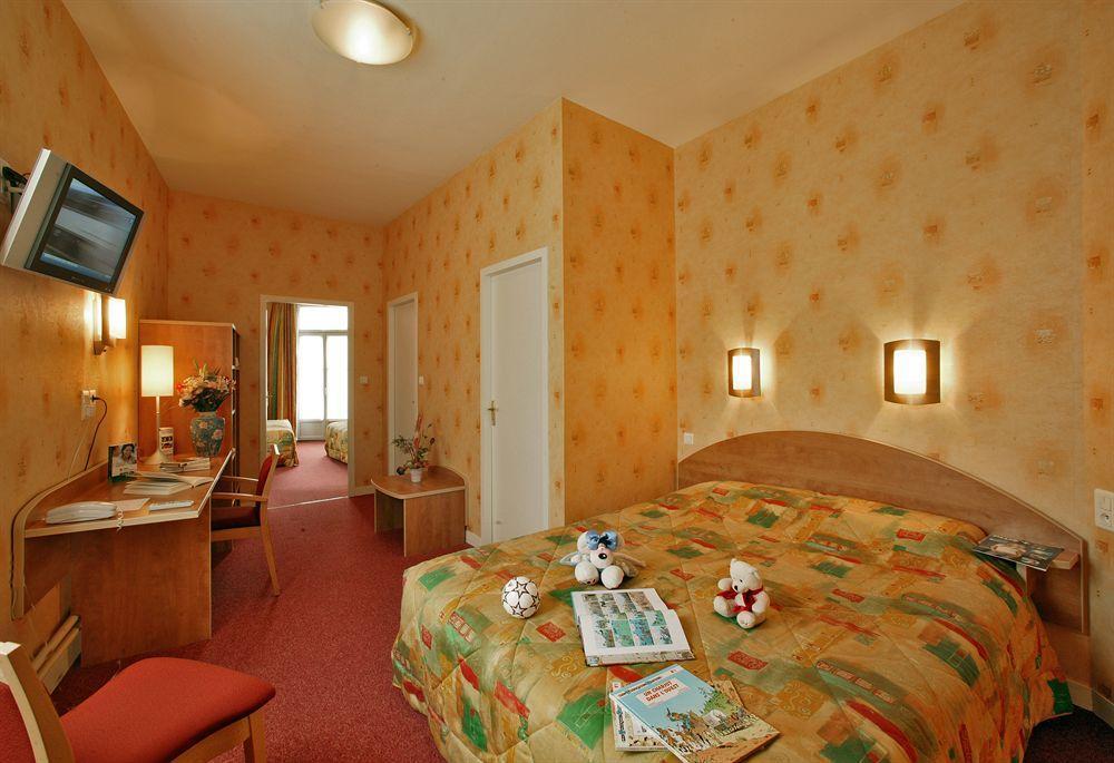 Logis Hotel-Restaurant Le Fontarabie Fontenay-le-Comte Luaran gambar