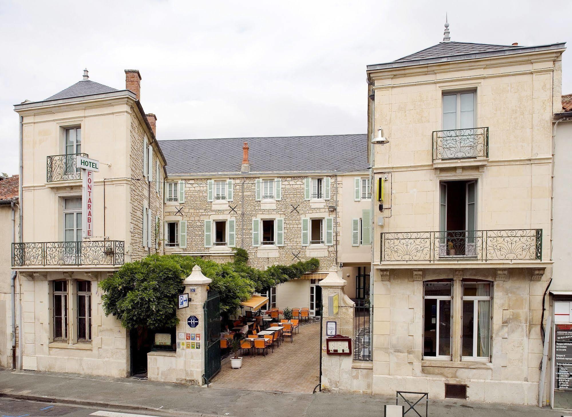 Logis Hotel-Restaurant Le Fontarabie Fontenay-le-Comte Luaran gambar
