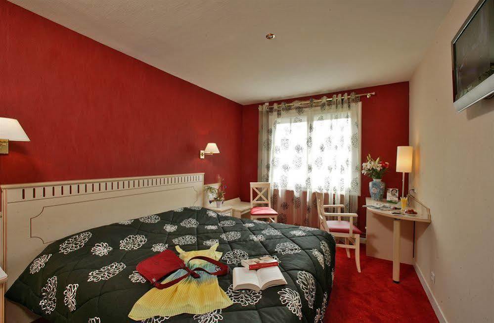 Logis Hotel-Restaurant Le Fontarabie Fontenay-le-Comte Luaran gambar